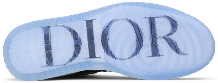 Exploring Nike’s Luxurious Brand Collaborations