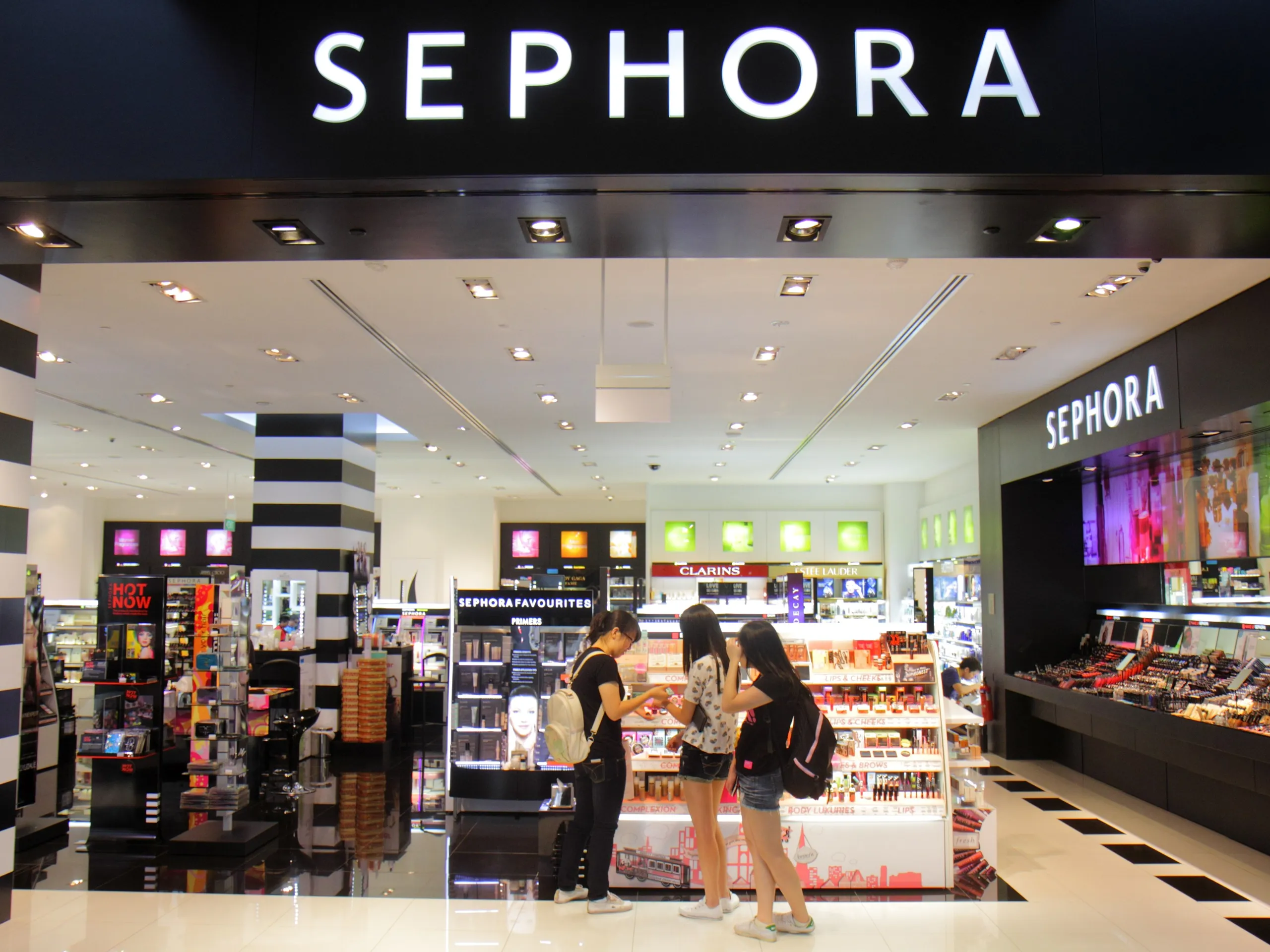 Unlock the Ultimate Beauty Secrets: Early Sephora Black Friday Deals 2023 You Can’t Miss!