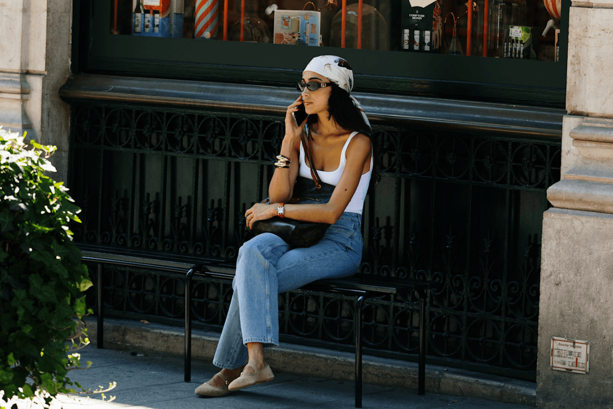 Elevate Your Summer Style: Discover 6 Chic and Creative Ways to Wear a Scarf That Will Turn Heads and Keep You Cool!