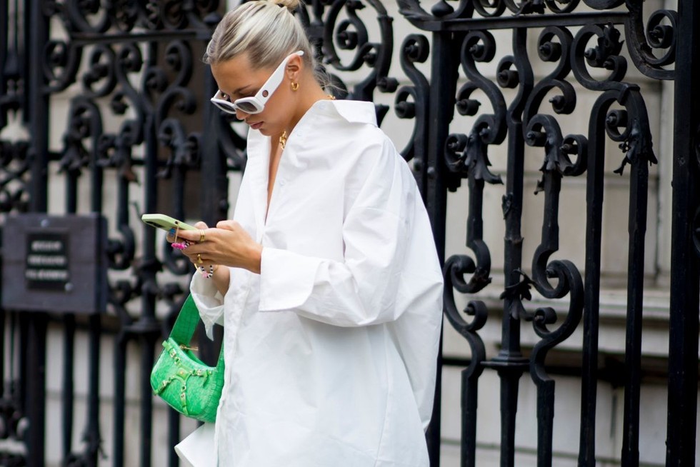 Embrace Effortless Chic: Styling Secrets for Oversized Shirts That Shine at the Beach and in the City – Your Ultimate Guide for July 2025!