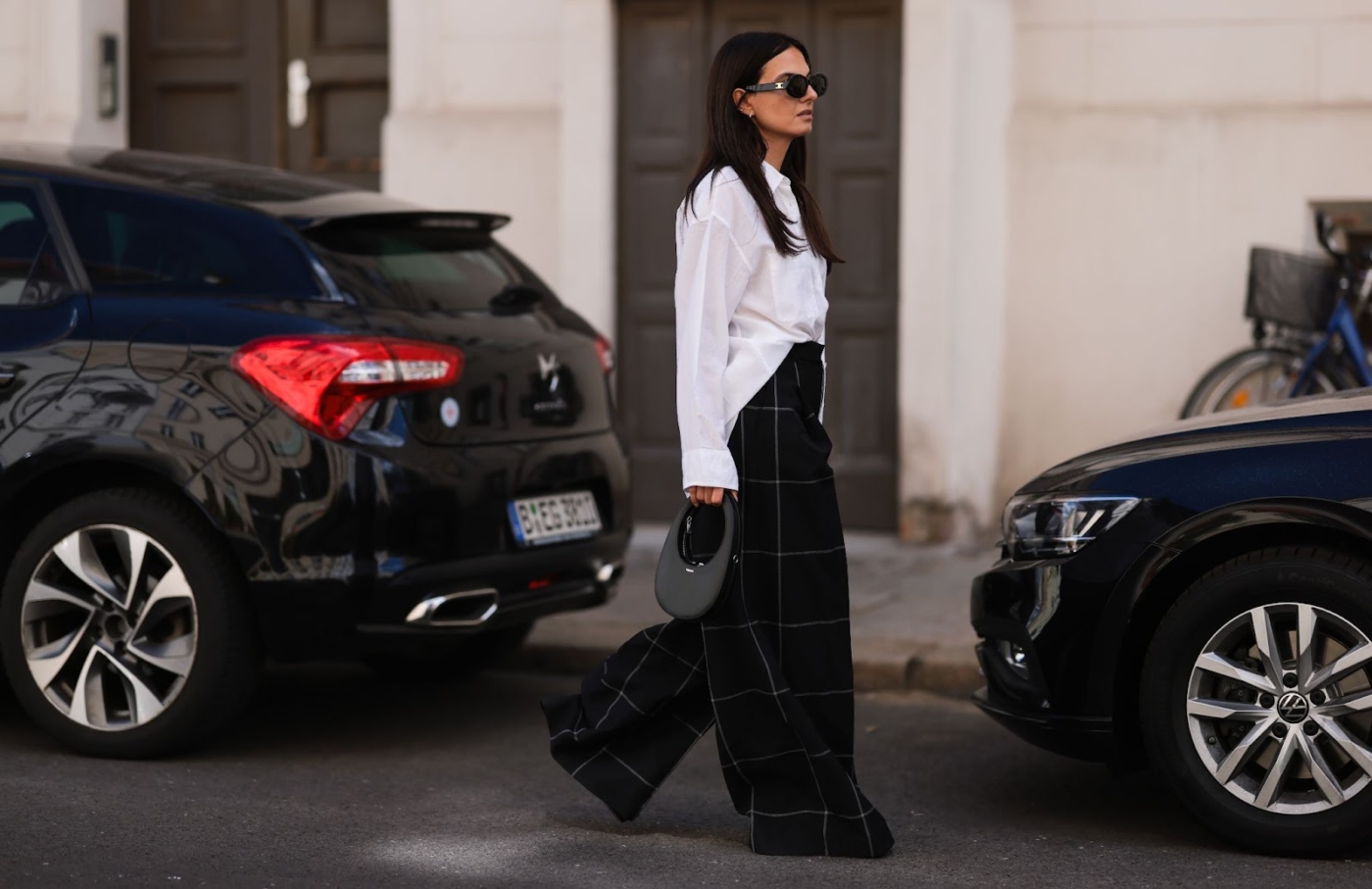 Oversize Styles: Discover the Trendiest XXL Coats and Sweaters