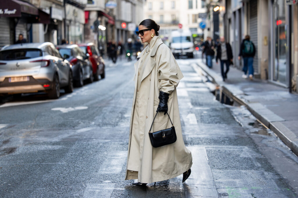 A Modern Take on the Trench Coat and How to Style It for Cold Days