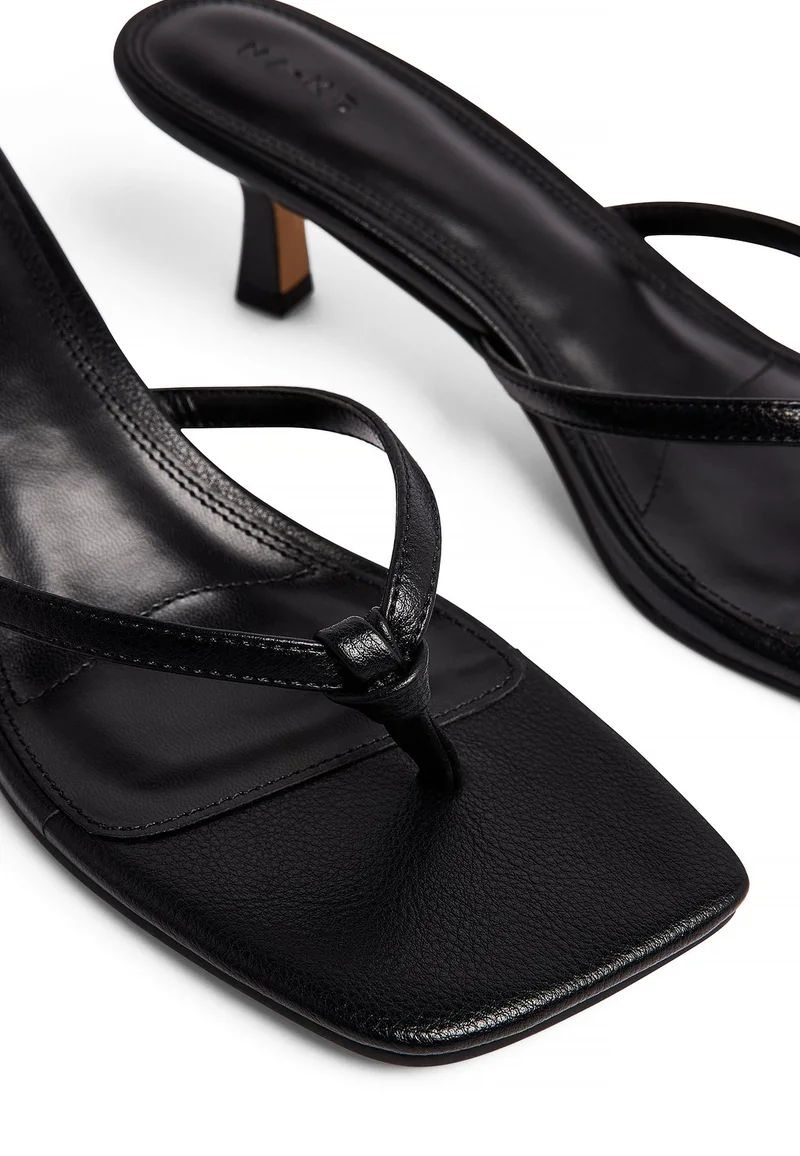 Heeled Flip-Flops Are Back in Fashion. The Most Controversial Trend of the 2026 Season