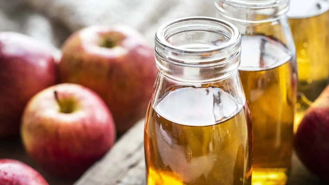 Unlocking the Secrets: Dermatologists Reveal How to Use Apple Cider Vinegar for Radiant Skin